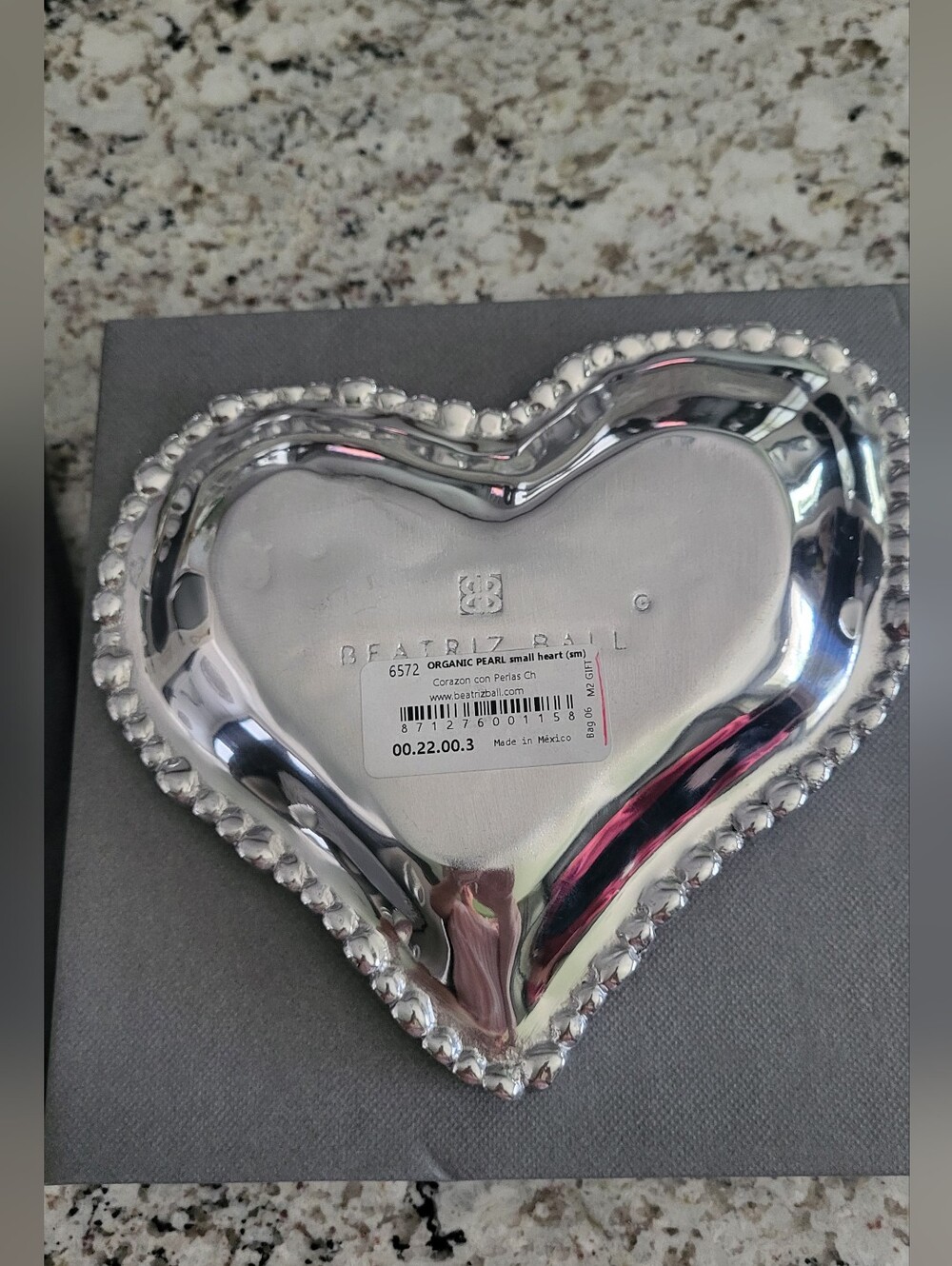 Beatriz Ball Small Heart Shaped Beaded Edge Metal Alloy Dish - Silver - Picture 3 of 5